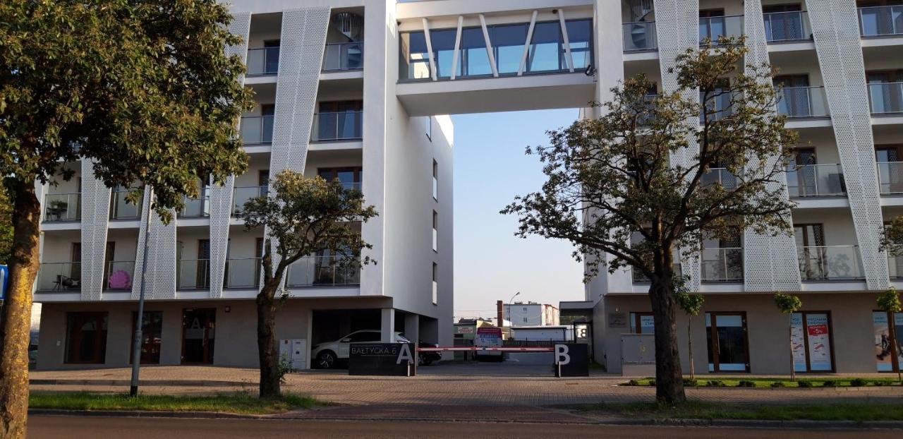 Apartament Mila Z Duzym Tarasem I Miejscem Parkingowym โควอบเซก ภายนอก รูปภาพ